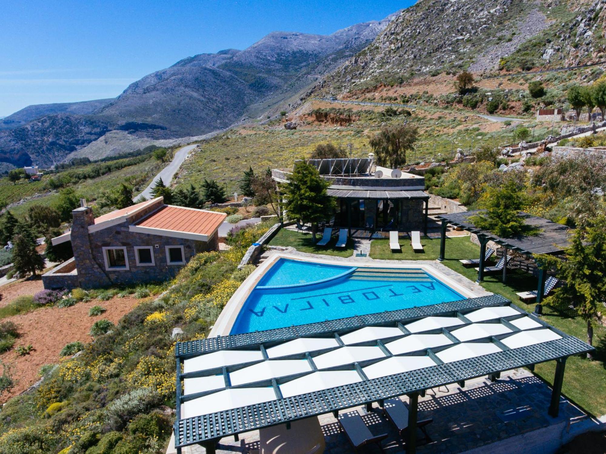 Aetovigla Guesthouse Krousonas  Luaran gambar