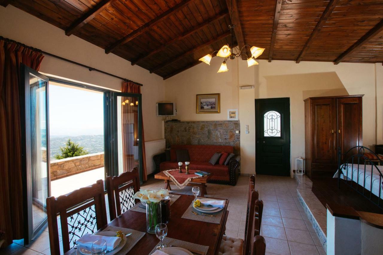 Aetovigla Guesthouse Krousonas  Luaran gambar