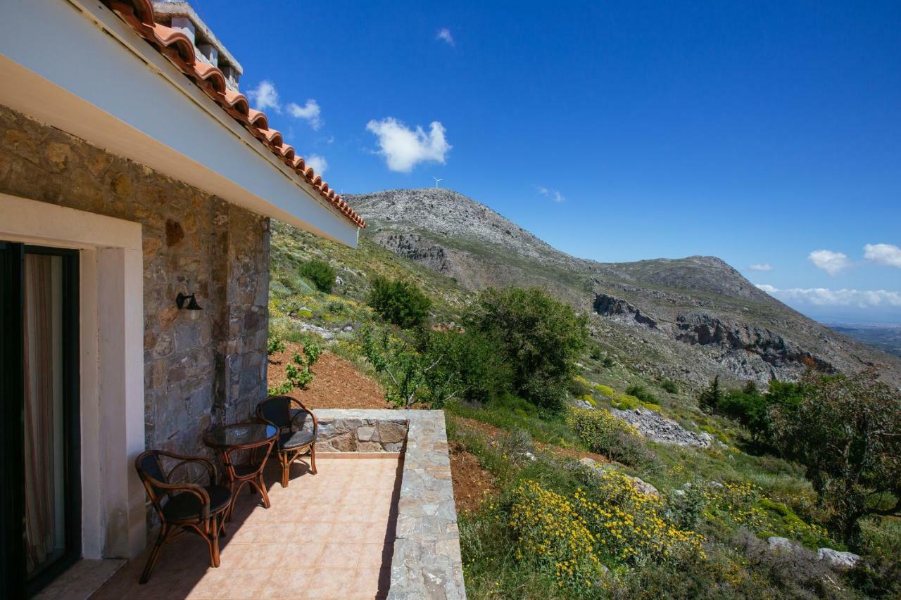 Aetovigla Guesthouse Krousonas  Luaran gambar